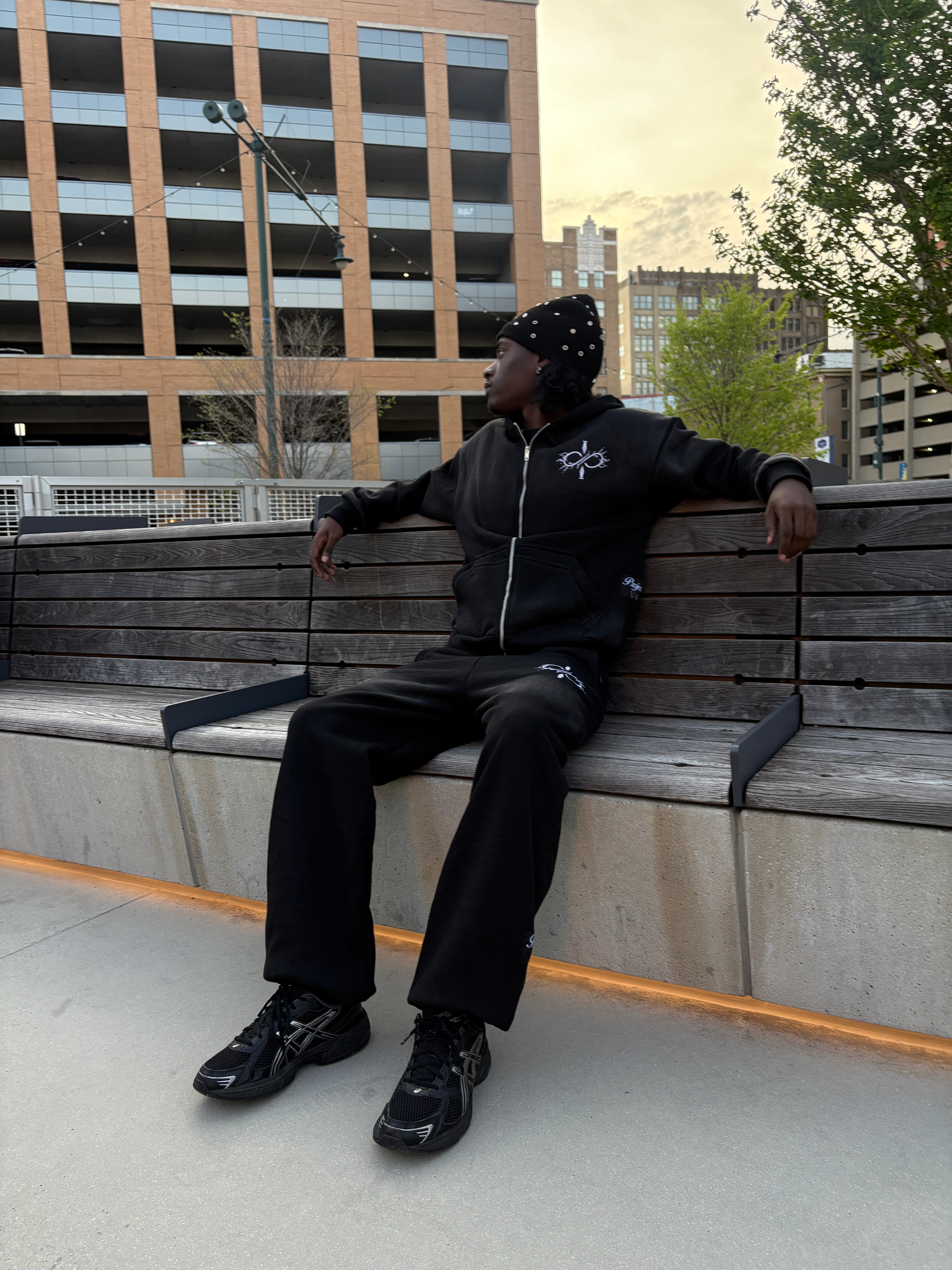 Black V4 Sweatsuit