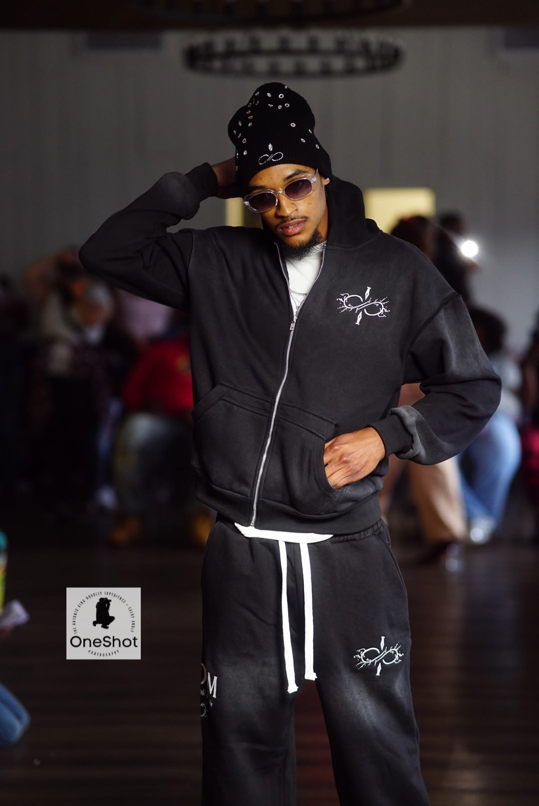 Black V4 Zip-Ups